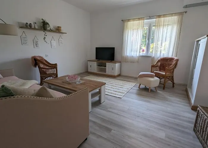 Rozsa Appartement